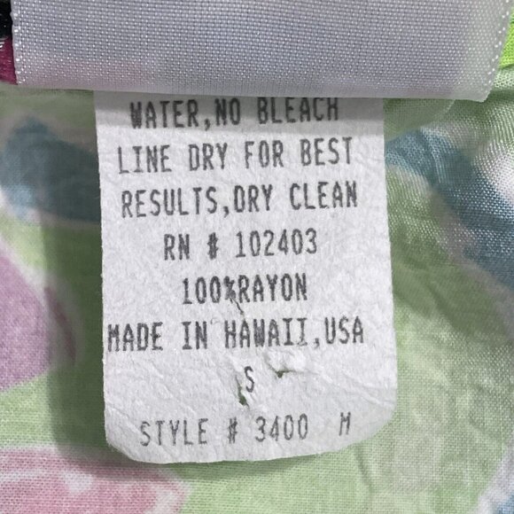 Too Hot Sunwear Womens Hawaiian Blouse Size Small Round Neck Rayon Beachwear - Picture 6 of 6